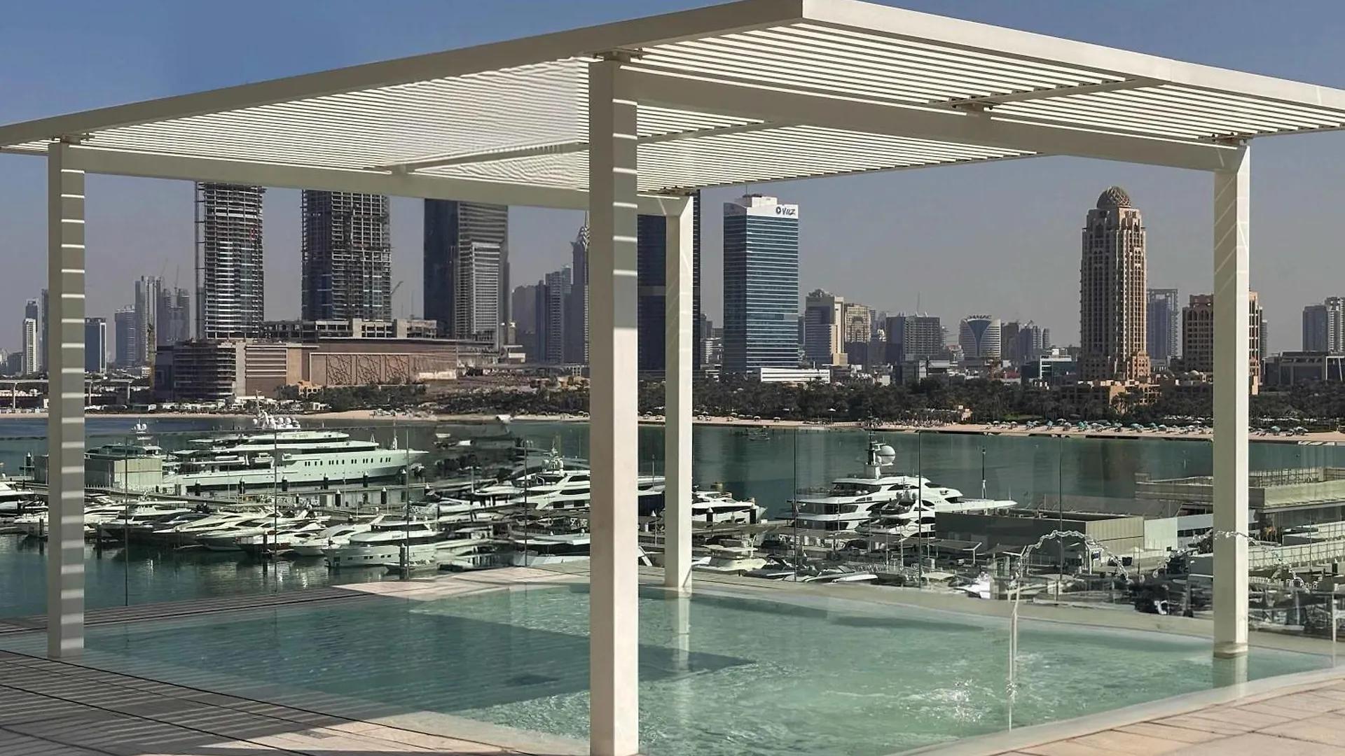 Frank Porter - Sunrise Tower Dubai