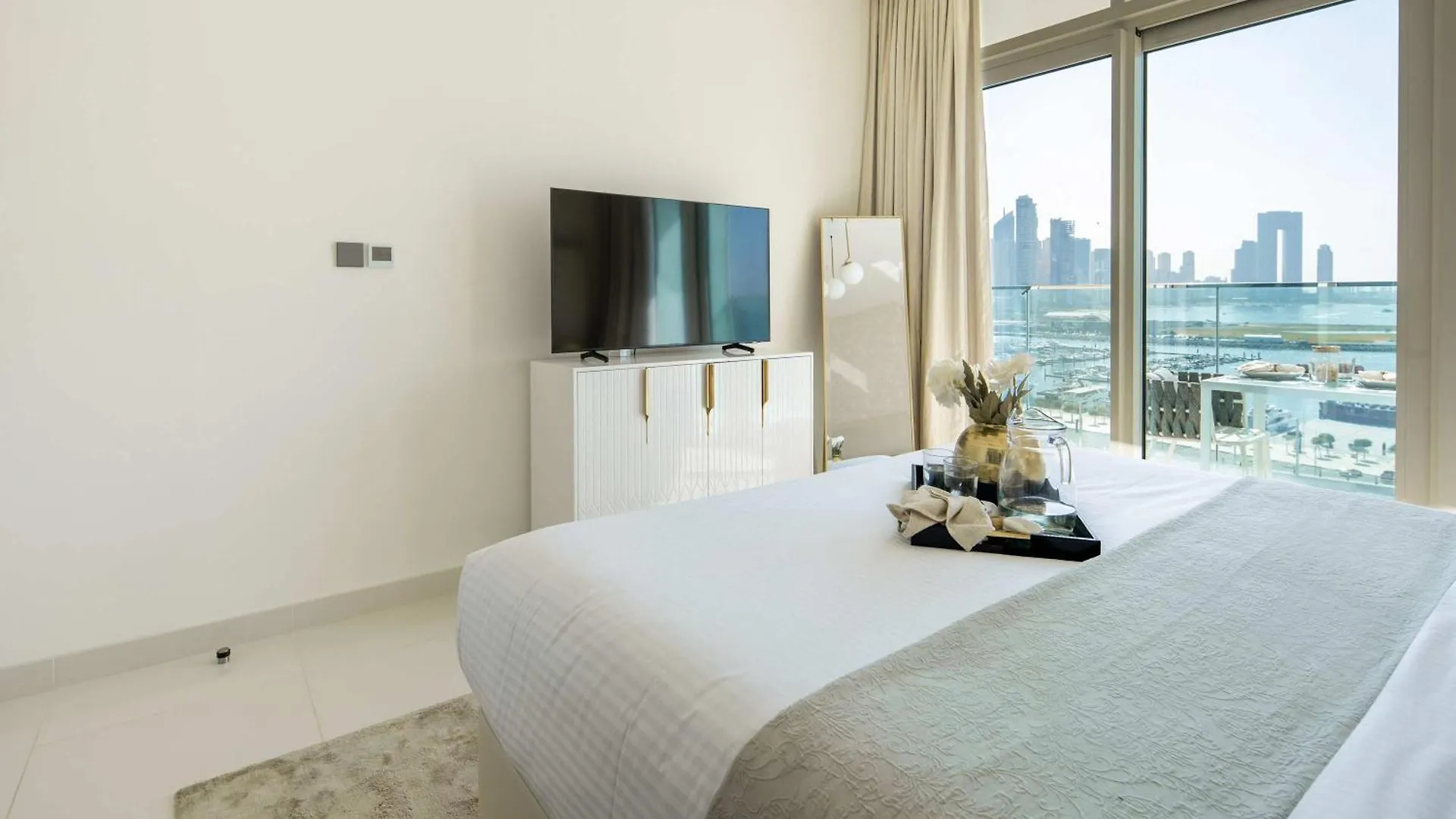 Frank Porter - Sunrise Tower Dubai 0*,  United Arab Emirates