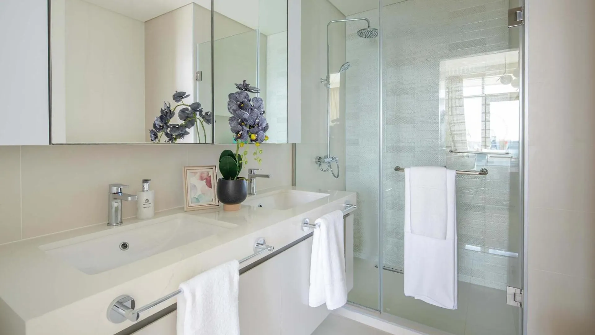 Apartment Frank Porter - Sunrise Tower Dubai