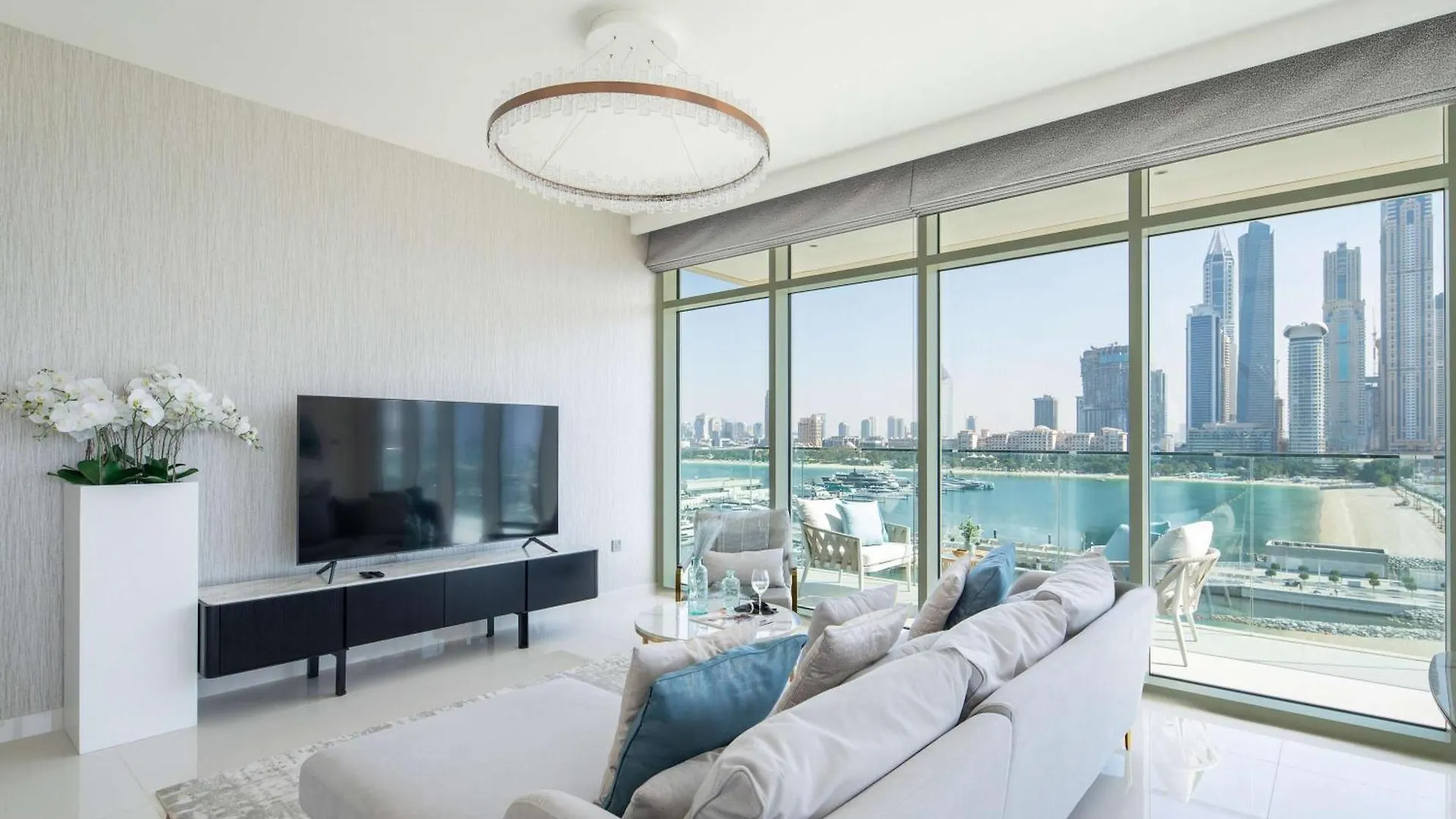Frank Porter - Sunrise Tower Dubai